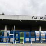 Le officine Calabrese segnano l'inizio della zona industriale, provenendo dal centro di Bari: siamo in via Guglielmo Murari (foto di Gennaro Gargiulo)